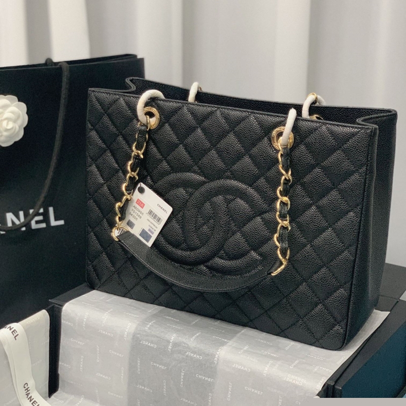 Ch*el shopping bags